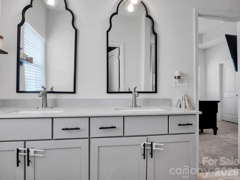 2131 Stevens Mill Road, Matthews, NC 28104.  MLS# CAR4388891, YatesRealty ID 4750. 