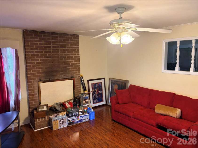 420 Hampton Road, Lancaster, SC 29720.  MLS# CAR4419257, YatesRealty ID 47500. Living Room