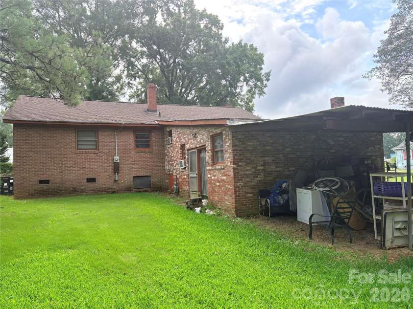 420 Hampton Road, Lancaster, SC 29720.  MLS# CAR4419257, YatesRealty ID 47500. Rear