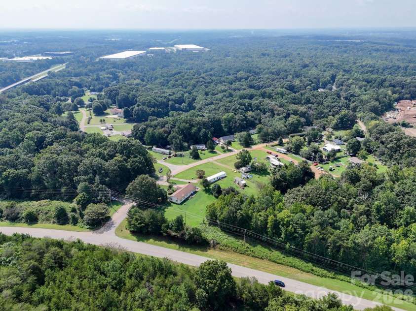 1433 Oakbrook Lane, Denver, NC 28037.  MLS# CAR4417422, YatesRealty ID 47501. 