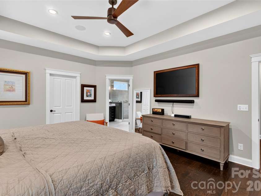 10 Buckhorn Gap Road, Biltmore Lake, NC 28715.  MLS# CAR4417236, YatesRealty ID 47503. 