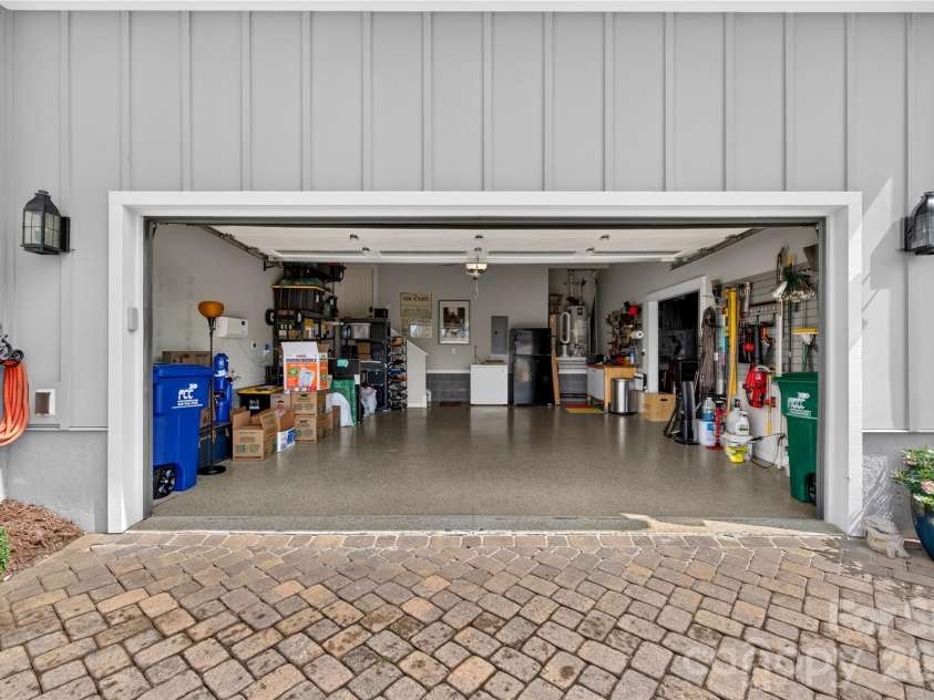 10 Buckhorn Gap Road, Biltmore Lake, NC 28715.  MLS# CAR4417236, YatesRealty ID 47503. 