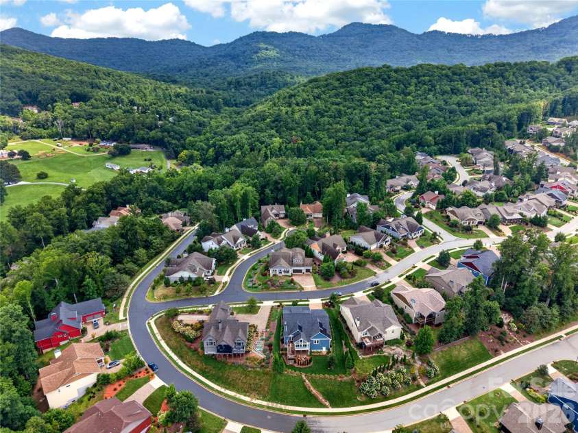 10 Buckhorn Gap Road, Biltmore Lake, NC 28715.  MLS# CAR4417236, YatesRealty ID 47503. 