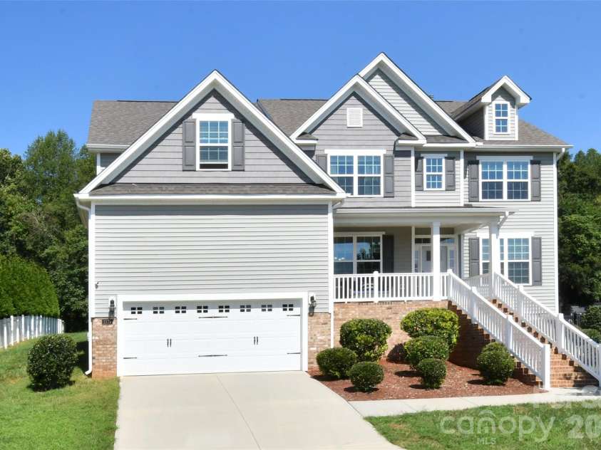 2179 Spring Wind Road, Pfafftown, NC 27040.  MLS# CAR4418005, YatesRealty ID 47504. 