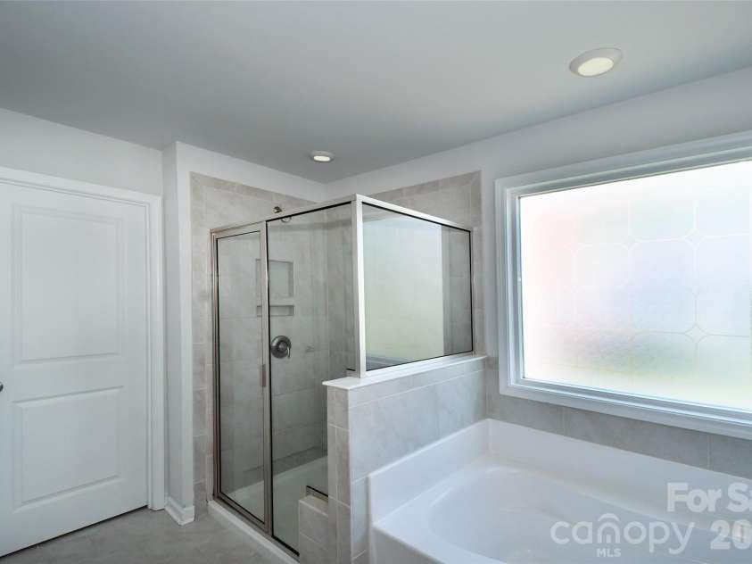 2179 Spring Wind Road, Pfafftown, NC 27040.  MLS# CAR4418005, YatesRealty ID 47504. 