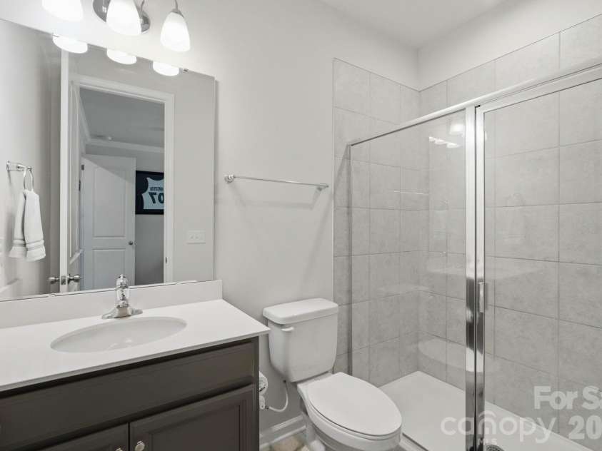 16705 Summers Walk Boulevard, Davidson, NC 28036.  MLS# CAR4411170, YatesRealty ID 47505. 