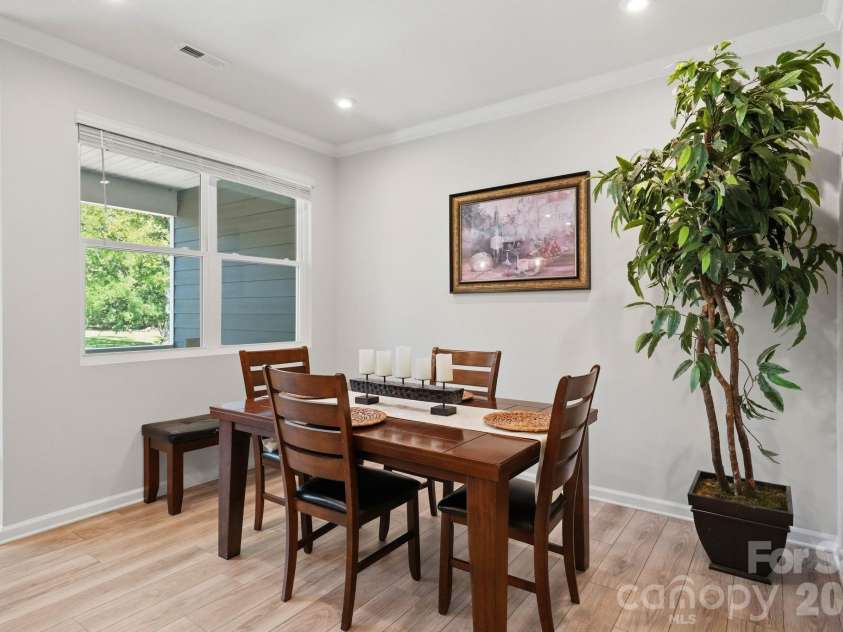 16705 Summers Walk Boulevard, Davidson, NC 28036.  MLS# CAR4411170, YatesRealty ID 47505. 