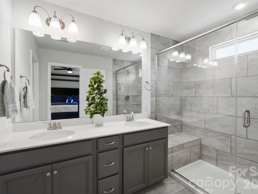 16705 Summers Walk Boulevard, Davidson, NC 28036.  MLS# CAR4411170, YatesRealty ID 47505. 