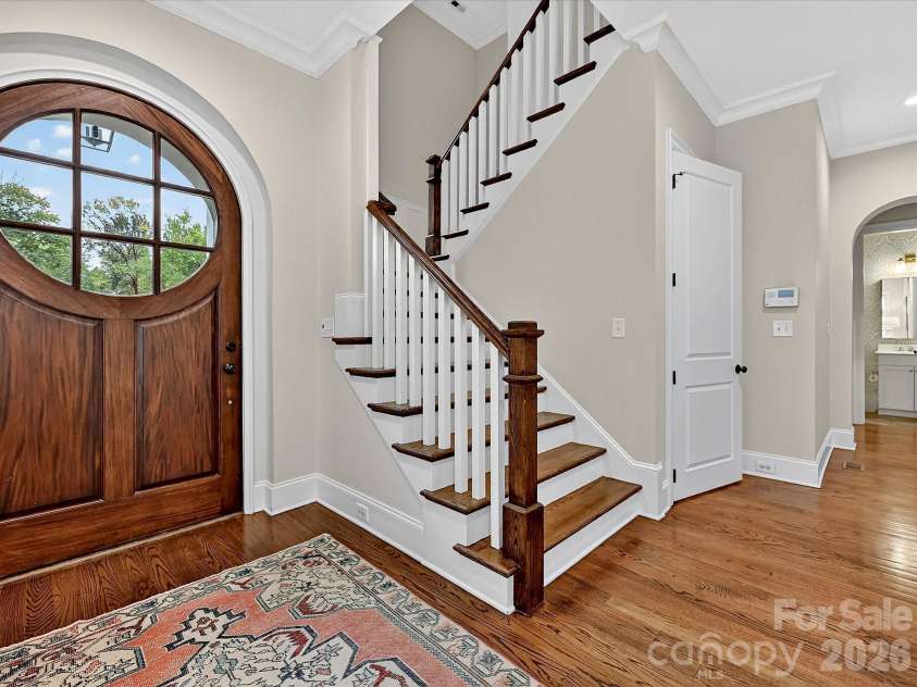 3025 Hanson Drive, Charlotte, NC 28207.  MLS# CAR4419099, YatesRealty ID 47506. 