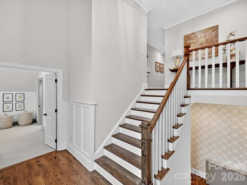 3025 Hanson Drive, Charlotte, NC 28207.  MLS# CAR4419099, YatesRealty ID 47506. 