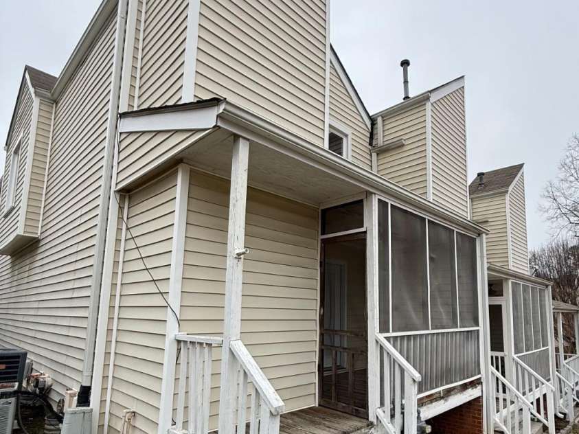 220 Wildwood Drive, Salisbury, NC 28146.  MLS# CAR4345884, YatesRealty ID 47507. 