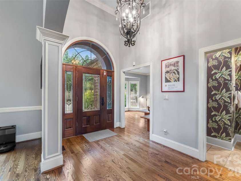 293 Bear Cliff Drive, Nebo, NC 28761.  MLS# CAR4419000, YatesRealty ID 47508. 