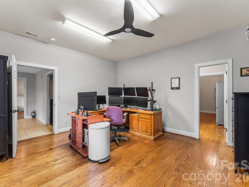 293 Bear Cliff Drive, Nebo, NC 28761.  MLS# CAR4419000, YatesRealty ID 47508. 