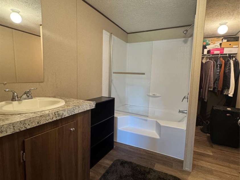 208 Steen Road, Mount Croghan, SC 29727.  MLS# CAR4243257, YatesRealty ID 4751. 