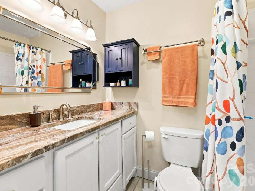 71 Shepard Square, Brevard, NC 28712.  MLS# CAR4418283, YatesRealty ID 47511. 