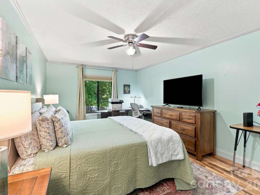71 Shepard Square, Brevard, NC 28712.  MLS# CAR4418283, YatesRealty ID 47511. 