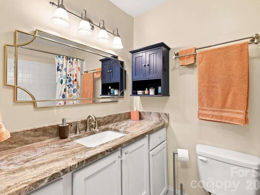71 Shepard Square, Brevard, NC 28712.  MLS# CAR4418283, YatesRealty ID 47511. 