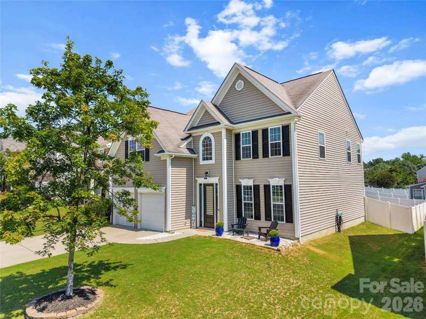 3304 Brackhill Street, Davidson, NC 28036.  MLS# CAR4417056, YatesRealty ID 47512. 