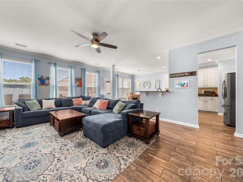 3304 Brackhill Street, Davidson, NC 28036.  MLS# CAR4417056, YatesRealty ID 47512. 