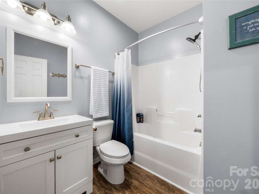 3304 Brackhill Street, Davidson, NC 28036.  MLS# CAR4417056, YatesRealty ID 47512. 