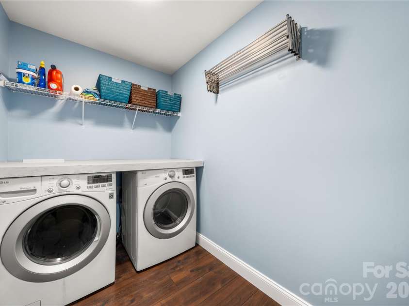 3304 Brackhill Street, Davidson, NC 28036.  MLS# CAR4417056, YatesRealty ID 47512. 
