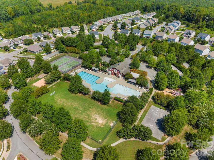 3304 Brackhill Street, Davidson, NC 28036.  MLS# CAR4417056, YatesRealty ID 47512. 