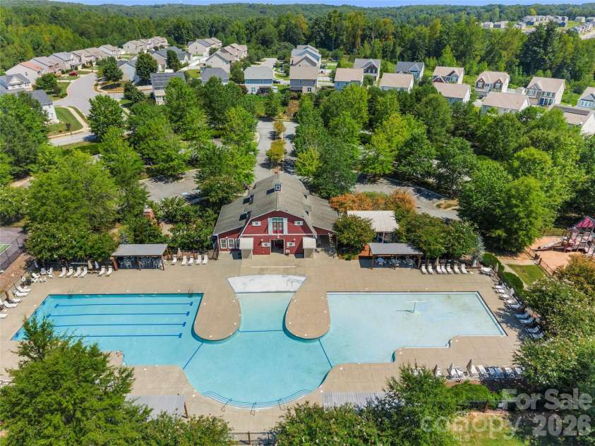 3304 Brackhill Street, Davidson, NC 28036.  MLS# CAR4417056, YatesRealty ID 47512. 