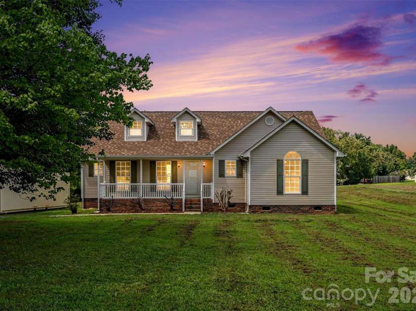 3228 Karen Lane, Monroe, NC 28110.  MLS# CAR4419261, YatesRealty ID 47513. 