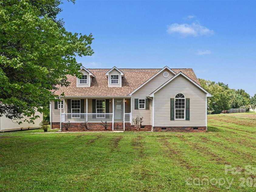 3228 Karen Lane, Monroe, NC 28110.  MLS# CAR4419261, YatesRealty ID 47513. 