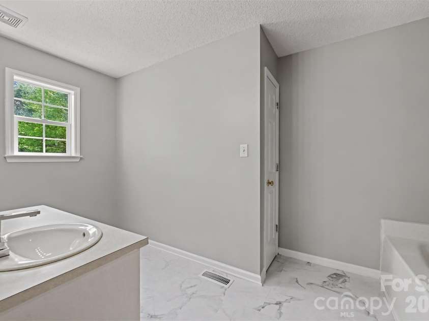3228 Karen Lane, Monroe, NC 28110.  MLS# CAR4419261, YatesRealty ID 47513. 