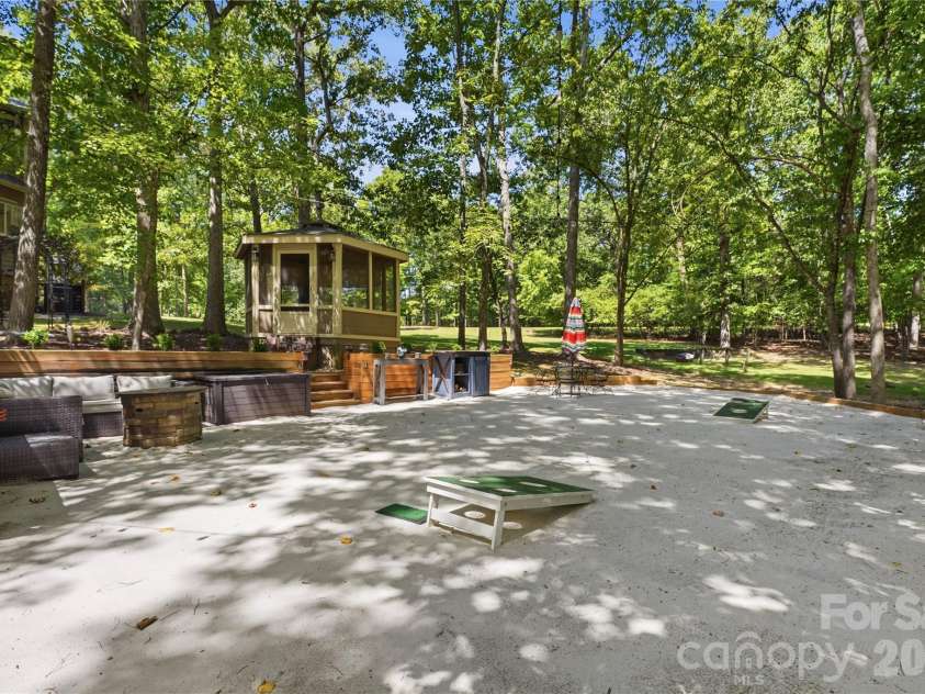 2505 Mountain Folk Lane, Waxhaw, NC 28173.  MLS# CAR4414294, YatesRealty ID 47516. 