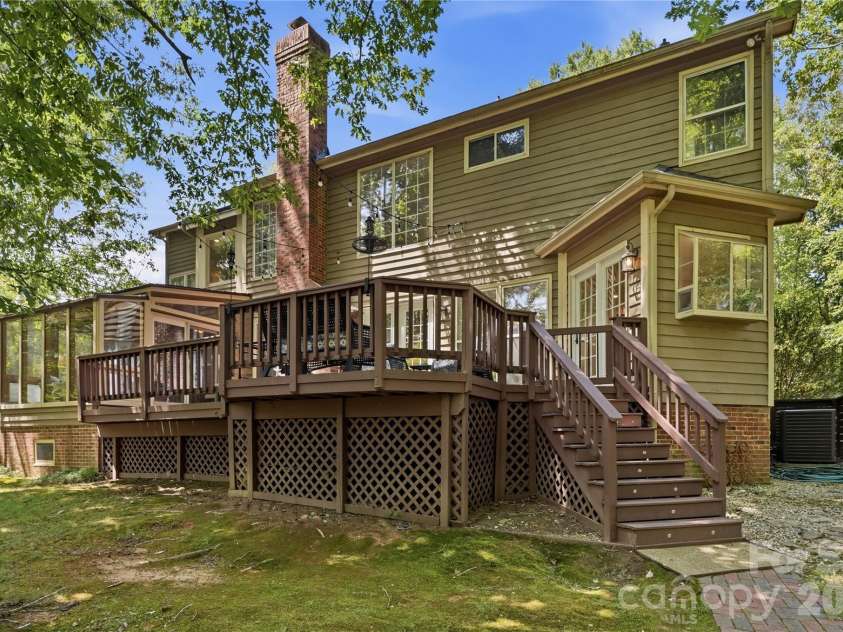 2505 Mountain Folk Lane, Waxhaw, NC 28173.  MLS# CAR4414294, YatesRealty ID 47516. 