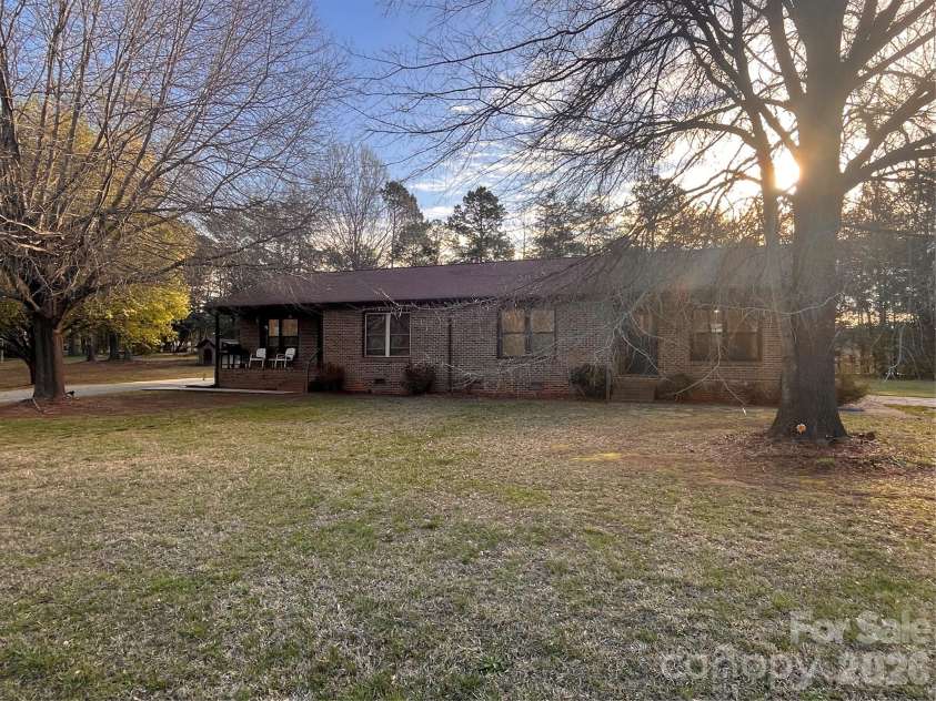 300 Taylor Road, Stanley, NC 28164.  MLS# CAR4359495, YatesRealty ID 4752. 