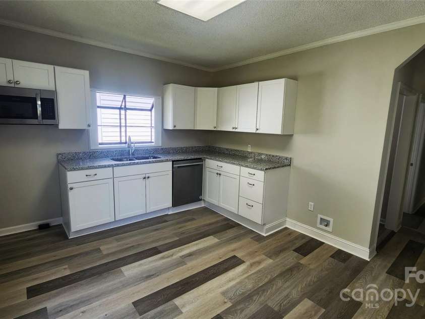 510 Yadkin Avenue, Spencer, NC 28159.  MLS# CAR4244732, YatesRealty ID 4752. 