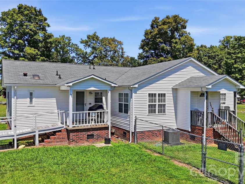 2185 Ridge Road, Salisbury, NC 28144.  MLS# CAR4418543, YatesRealty ID 47521. 