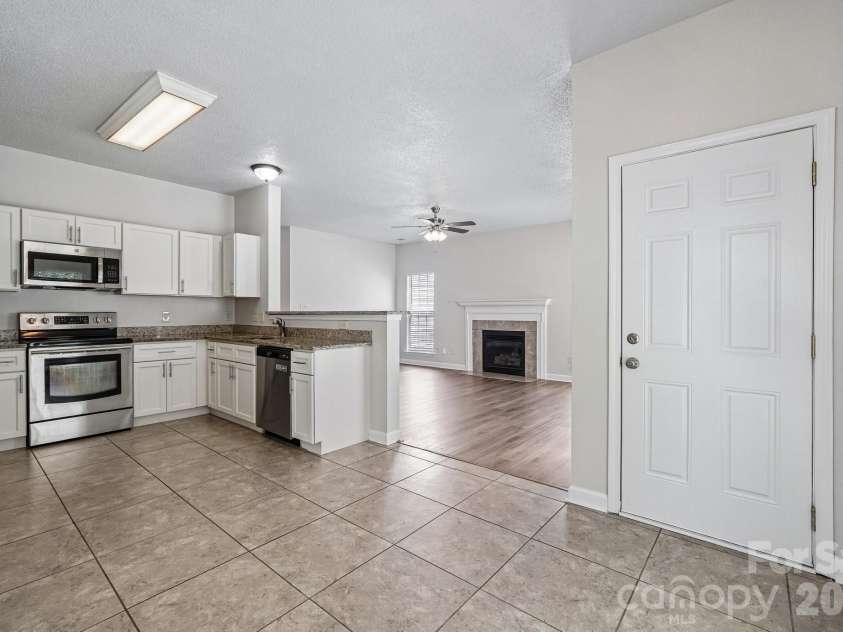 1916 Wilrose Place, Matthews, NC 28105.  MLS# CAR4417599, YatesRealty ID 47523. 