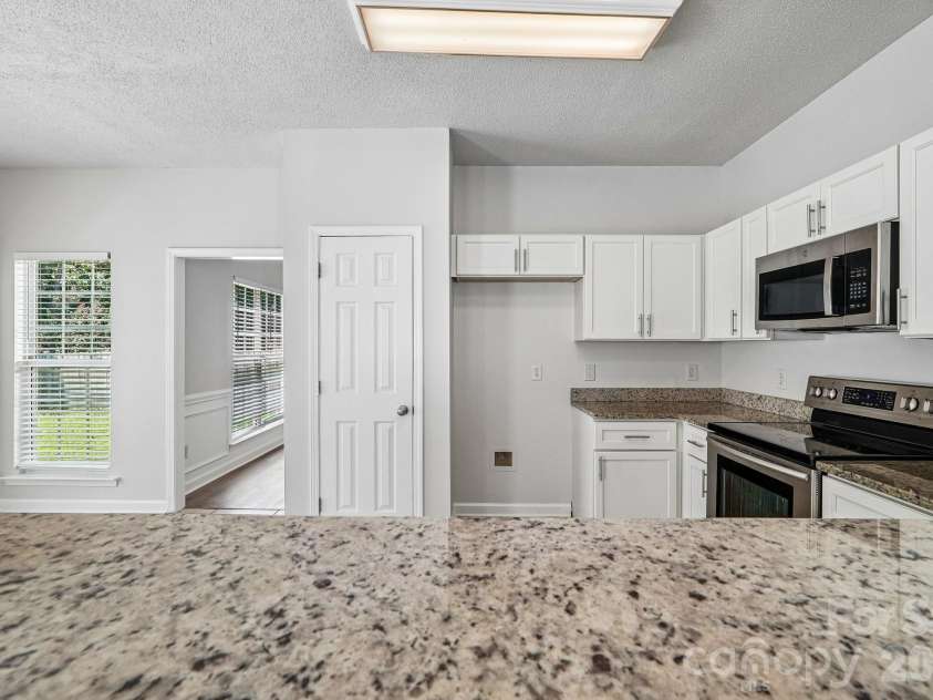 1916 Wilrose Place, Matthews, NC 28105.  MLS# CAR4417599, YatesRealty ID 47523. 