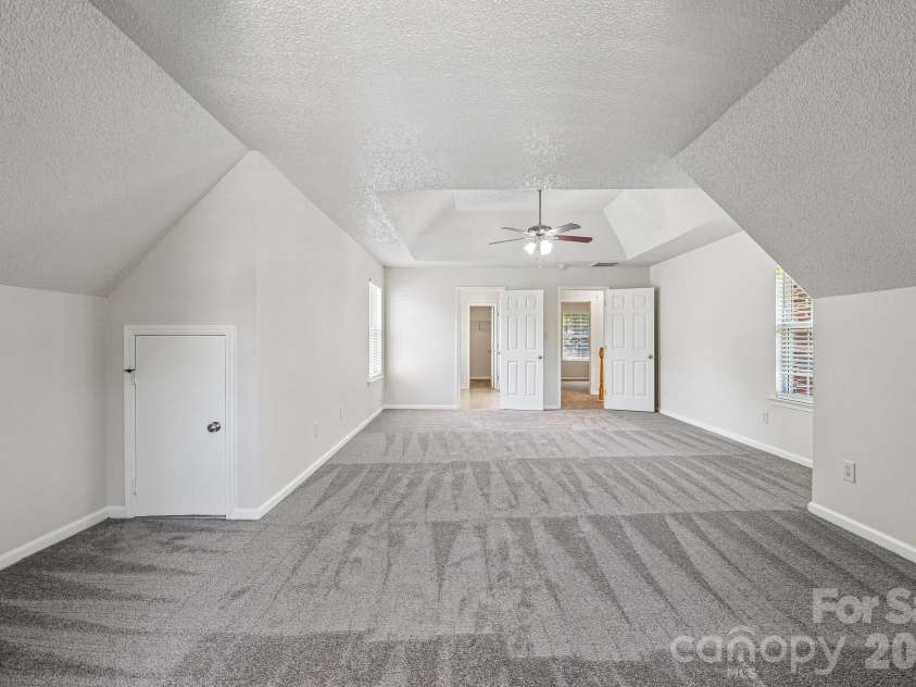 1916 Wilrose Place, Matthews, NC 28105.  MLS# CAR4417599, YatesRealty ID 47523. 