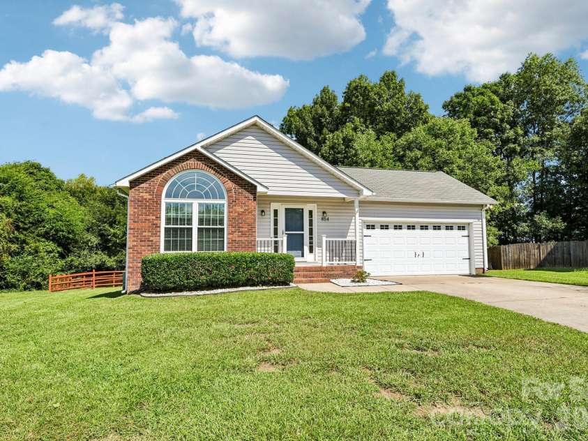 854 Highlander Court, Concord, NC 28025.  MLS# CAR4418771, YatesRealty ID 47524. 