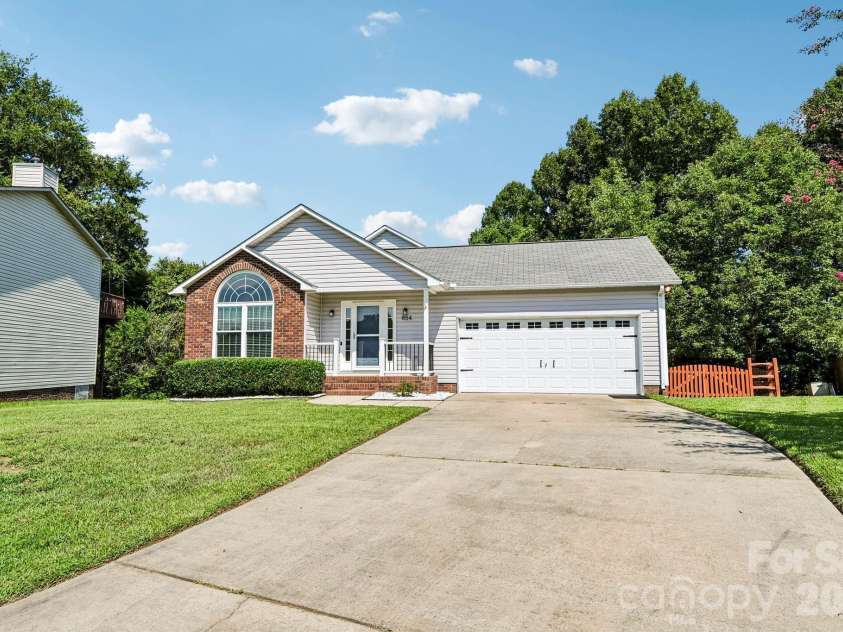 854 Highlander Court, Concord, NC 28025.  MLS# CAR4418771, YatesRealty ID 47524. 