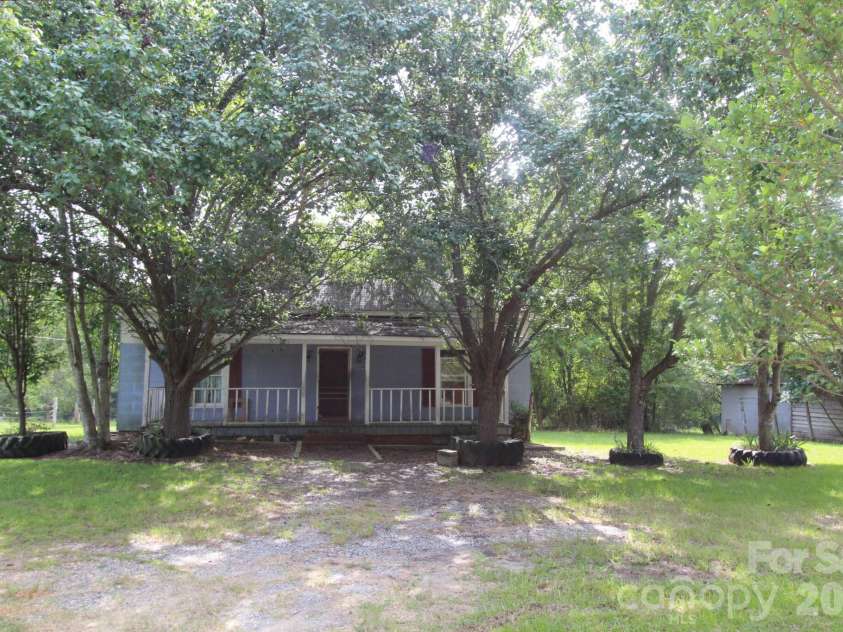 368 HWY 145 Highway, Chesterfield, SC 29709.  MLS# CAR4419002, YatesRealty ID 47525. 
