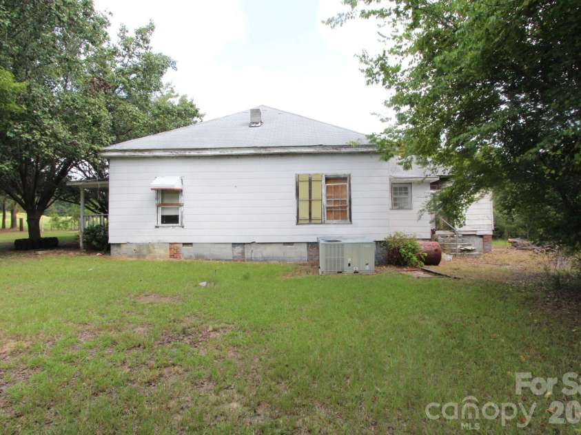 368 HWY 145 Highway, Chesterfield, SC 29709.  MLS# CAR4419002, YatesRealty ID 47525. 