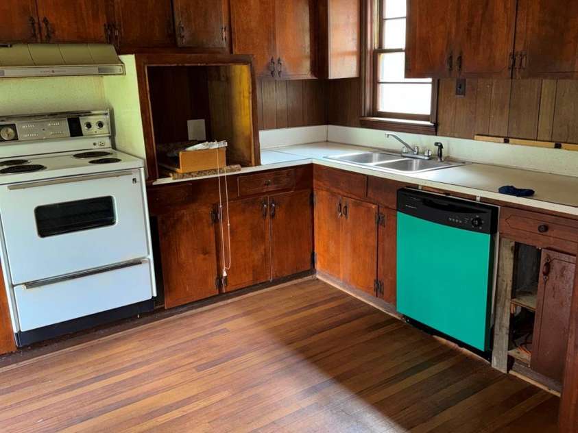 368 HWY 145 Highway, Chesterfield, SC 29709.  MLS# CAR4419002, YatesRealty ID 47525. 