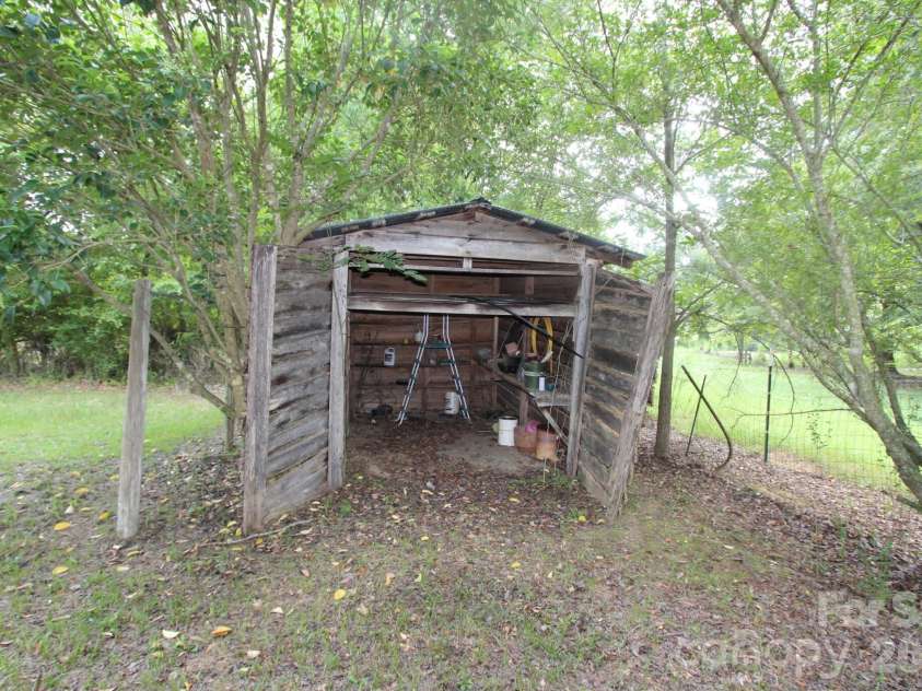 368 HWY 145 Highway, Chesterfield, SC 29709.  MLS# CAR4419002, YatesRealty ID 47525. 
