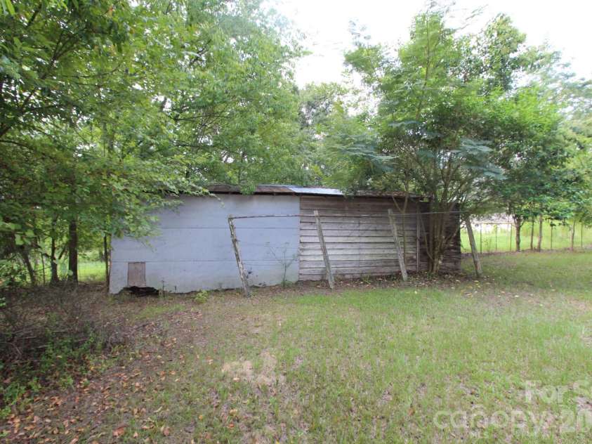 368 HWY 145 Highway, Chesterfield, SC 29709.  MLS# CAR4419002, YatesRealty ID 47525. 