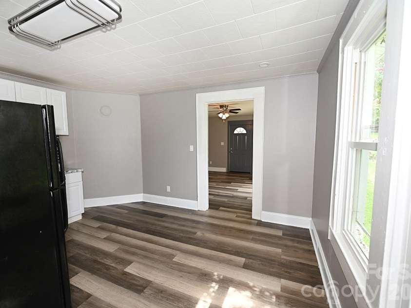 1632 C Avenue, Hickory, NC 28602.  MLS# CAR4413915, YatesRealty ID 47526. Kitchen
