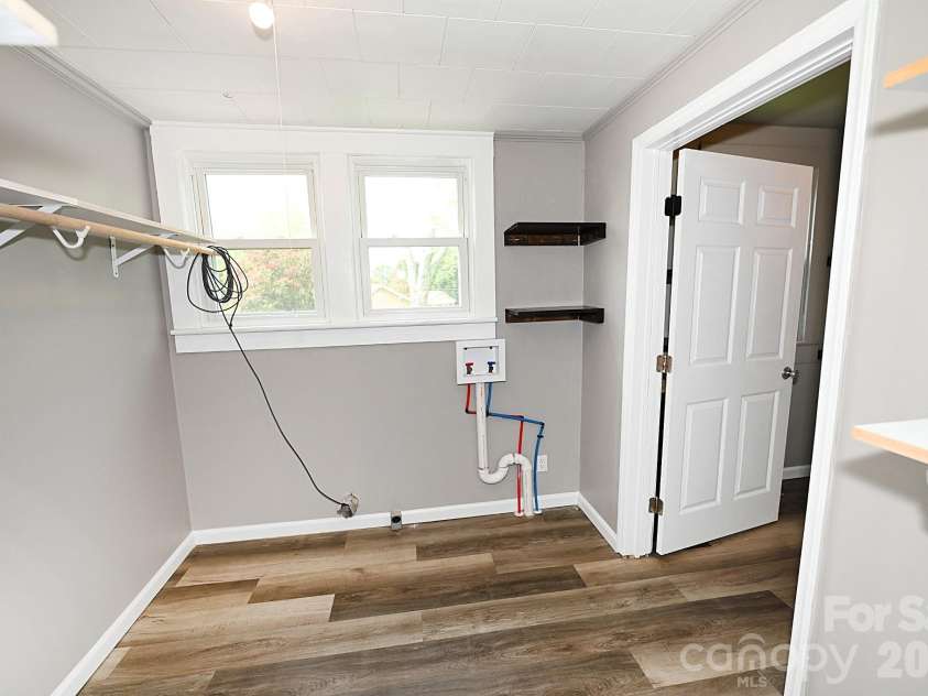 1632 C Avenue, Hickory, NC 28602.  MLS# CAR4413915, YatesRealty ID 47526. Laundry Room