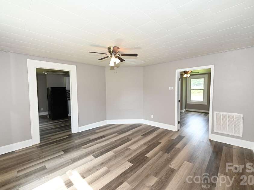 1632 C Avenue, Hickory, NC 28602.  MLS# CAR4413915, YatesRealty ID 47526. Living Room