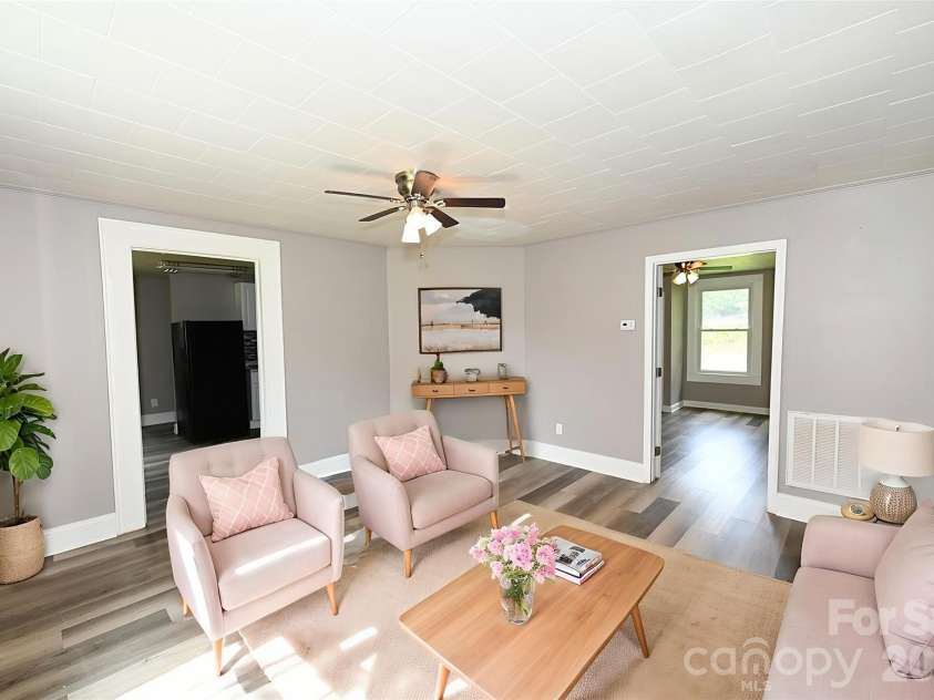 1632 C Avenue, Hickory, NC 28602.  MLS# CAR4413915, YatesRealty ID 47526. Virtually Staged