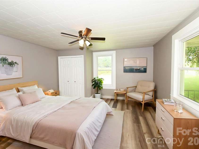 1632 C Avenue, Hickory, NC 28602.  MLS# CAR4413915, YatesRealty ID 47526. Virtually Staged